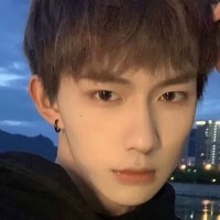 我知道我不如她