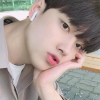 不返航的纸飞机