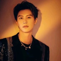 金牌凯子矫情马子